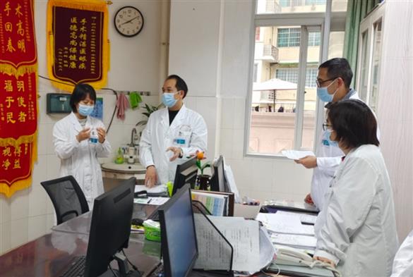 深化沟通 携手共进——我院检验科与临床科室开展沟通交流会